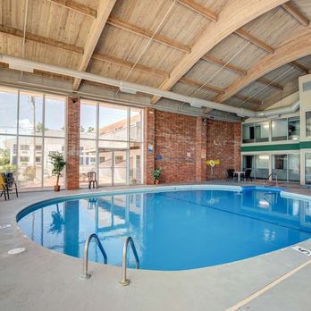 Howard Johnson by Wyndham Branson Theatre District - Pool - indoor - Hotels Near Me - Branson, Missouri Howard Johnson by Wyndham Branson Theatre District - Pool - indoor - Hotels Near Me - Branson, Missouri