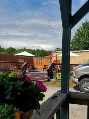 Crosby's Drive-In by null