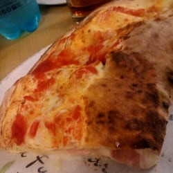 Antica Pizzeria Frattese - Calzone ripieno