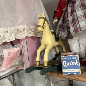 Texas Art Asylum - Antiques Near Me - Houston, Texas Texas Art Asylum - Antiques Near Me - Houston, Texas