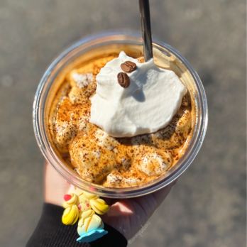 Re Coffee - Iced Einspanner Latte with Vanilla IG: @ammysalamii - Desserts Near Me - Northridge, California Re Coffee - Iced Einspanner Latte with Vanilla IG: @ammysalamii - Desserts Near Me - Northridge, California
