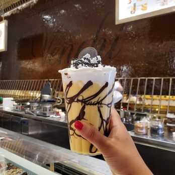 Venchi - Chocolatiers & Shops Near Me - New York, New York