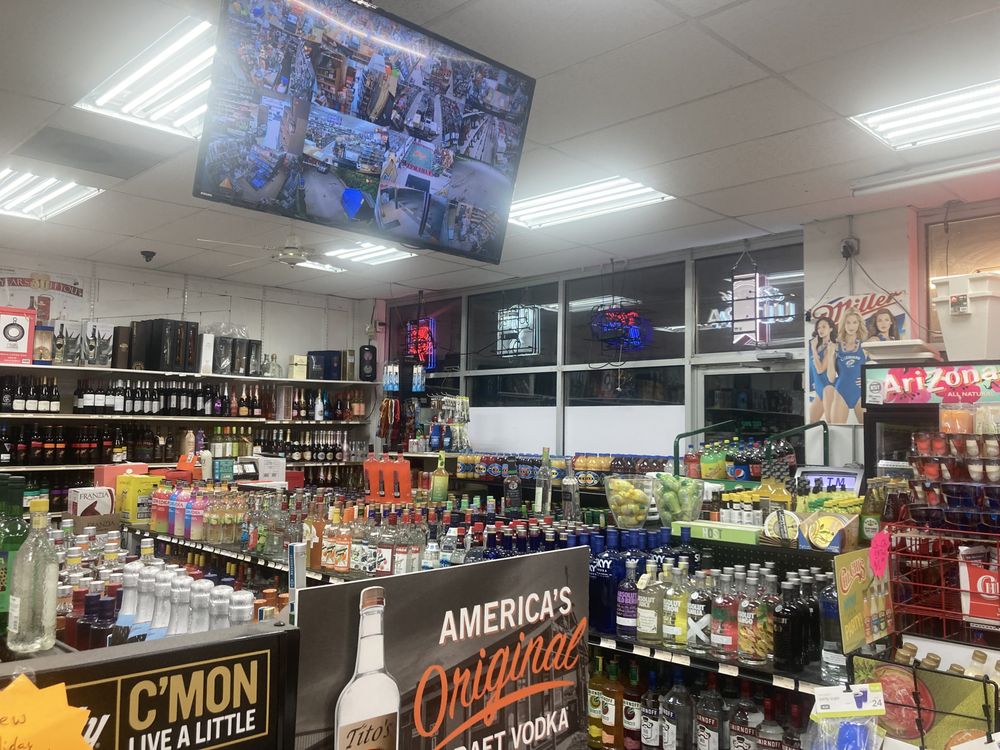 J’S PINE ISLAND LIQUORS Updated September 2024 5124 Pine Island Ct