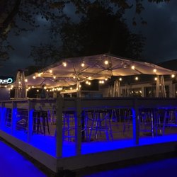 Aqua Bar & Grill - (Photo taken when closed)