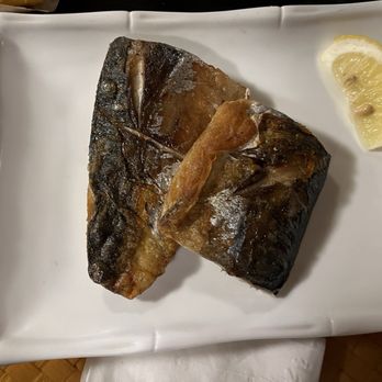 Akasaka - Japanese Near Me - Honolulu, Hawaii