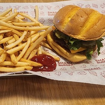 Smashburger - Burgers Near Me - Sacramento, California