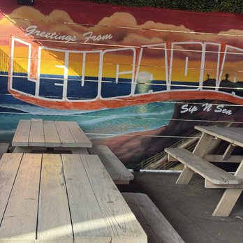 Sip-N-Sea: Coffee + Açaí - Seating area - Juice Bars & Smoothies Near Me - Encinitas, California Sip-N-Sea: Coffee + Açaí - Seating area - Juice Bars & Smoothies Near Me - Encinitas, California