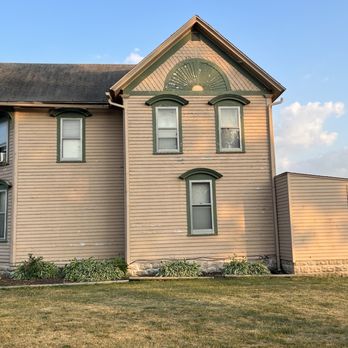 Exterior Design - Roofing Near Me