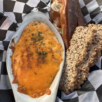 Blu Crabhouse & Raw Bar - Crab dip - Seafood Near Me - Ocean City, Maryland