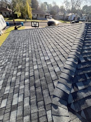 Asphalt Shingle Replacement - Four Peaks Roofing specializes in roof repair, new roof installation, roof replacement, and storm damage renovation. With over 30 years of experience in the Roofing and Construction industry, Four Peaks Roofing brings a level of expertise, professionalism, and service that is unmatched in the industry. As a Four Peaks Roofing client, you will feel confident that we will take great care of your roofing project because we know that your home is your most valuable investment. We take pride in caring for our clients' homes as if they were our own.