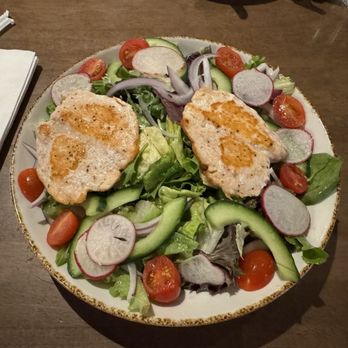 Good Times Cafe - Salmond salad - American Near Me - Cabazon, California