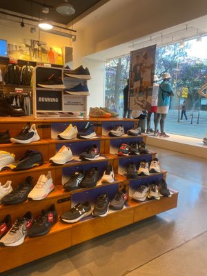 Champs Sports by null