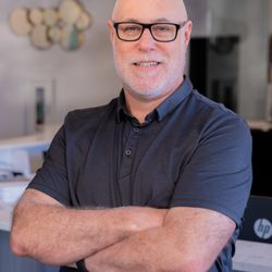 Contemporary Dental Arts - Tulsa dentist Dr. Wrany Southard at Comtemporary Dental Arts