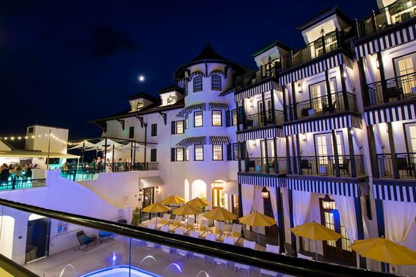 Havana Beach Bar & Grill by null