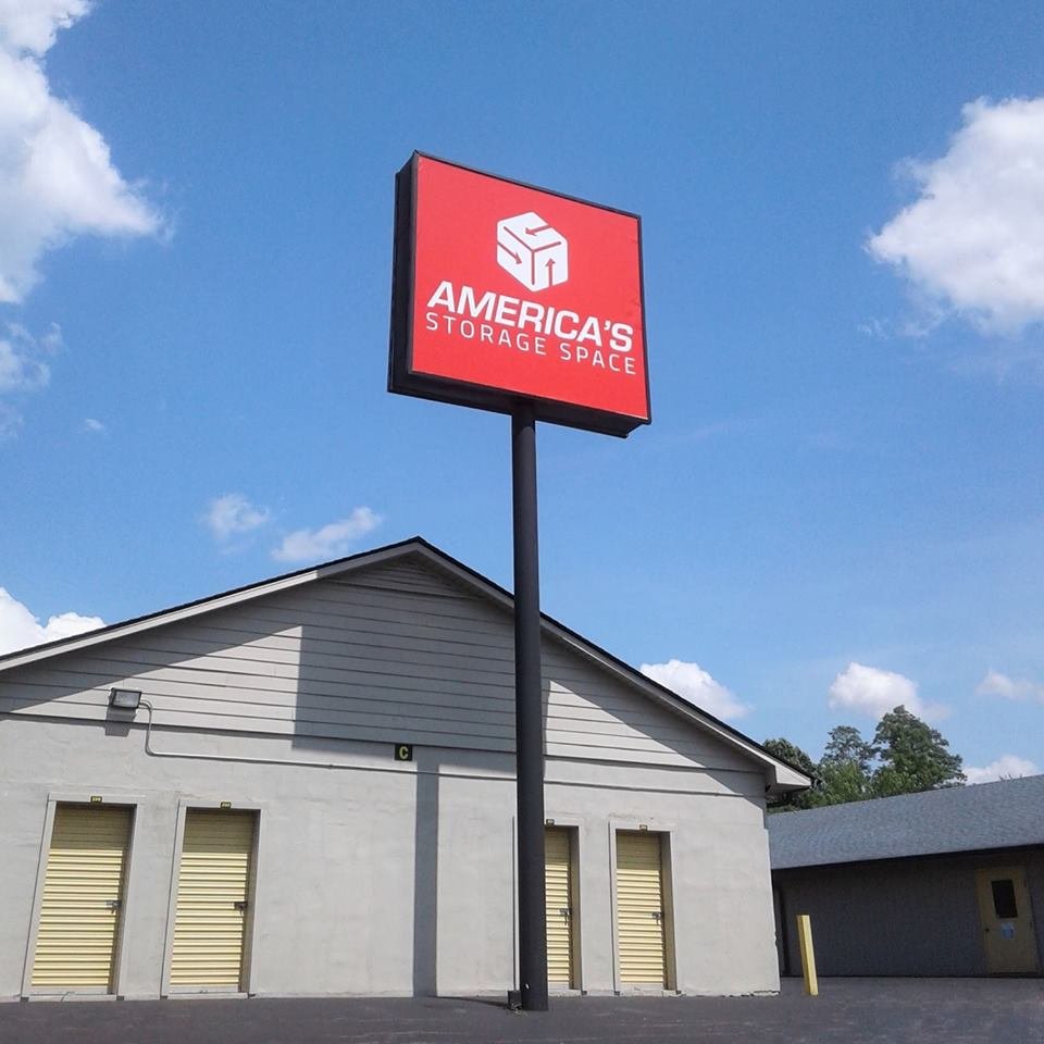 AMERICA’S STORAGE SPACE 390 Bell Rd, Christiansburg, Virginia Self