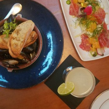 Madison - Mussels and toast, salmon tartare - Italian Near Me - San Diego, California