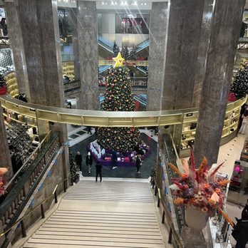 Galeries Lafayette Haussmann - Department Stores Near Me - Paris, 75 Galeries Lafayette Haussmann - Department Stores Near Me - Paris, 75