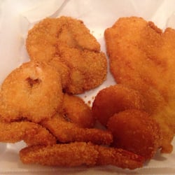Lobster Claw & Deli - Fried #1: 4 shrimp, 1deviled crab, 2 scallops, 1/4lb flounder all fried