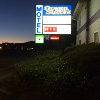 Ocean Suites - Hotels Near Me - Brookings, Oregon