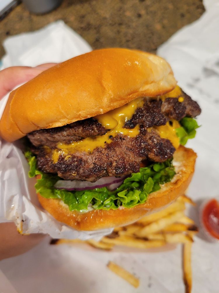 BUMPER BURGER 29 Photos & 27 Reviews 17980 SW Baseline Rd, Hillsboro, OR Yelp