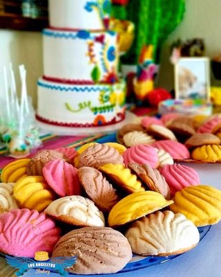 Los Angelitos Bakery by null