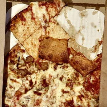 Rosati's Pizza Pub and Sports Bar - How both of my pies were delivered. - Italian Near Me - San Diego, California