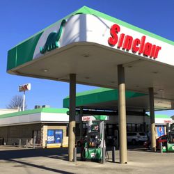Speedy's Convenience Store - Building Exterior