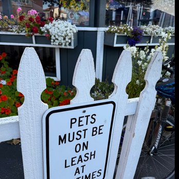 The Monarch Pub & Restaurant - Pets are welcome - Pubs Near Me - Pacific Grove, California The Monarch Pub & Restaurant - Pets are welcome - Pubs Near Me - Pacific Grove, California