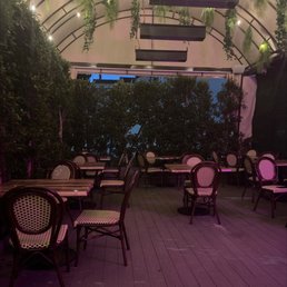Today i was there it was a very calm and nice lounge to relax and enjoy yourself i just wish they can add live music to the patio