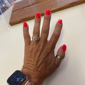 Twee's Nails - Nail Salons Near Me - Crystal Lake, Illinois Twee's Nails - Nail Salons Near Me - Crystal Lake, Illinois