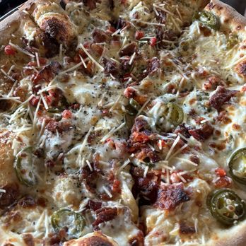 Kona Brewing - Jalapeño popper pizza - Pubs Near Me - Honolulu, Hawaii Kona Brewing - Jalapeño popper pizza - Pubs Near Me - Honolulu, Hawaii