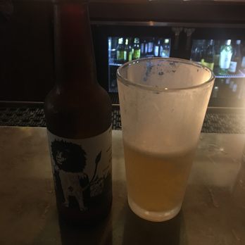 Holloways Bar - Apex Beer - Lounges Near Me - Chicago, Illinois
