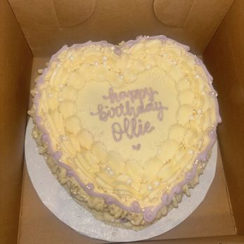 The Flying Cupcake  - Cake - Bakeries Near Me - Indianapolis, Indiana