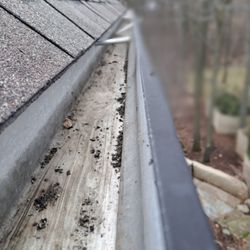 Lake State Cleaning - Gutter Cleaning in Lake Orion, MI - Lake State Cleaning