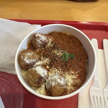 Wow Spaghetti - Spaghetti with meat balls - Pasta Shops Near Me - Santa Clarita, California Wow Spaghetti - Spaghetti with meat balls - Pasta Shops Near Me - Santa Clarita, California