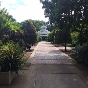 Harry P Leu Gardens - Gazebo Near Pavilion and Idea Garden - Venues & Event Spaces Near Me - Orlando, Florida