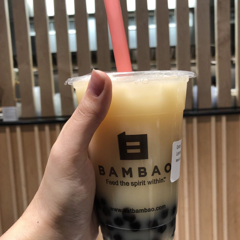 lemongrass ginger milk tea with almond milk & tapioca!