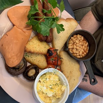 Halladays Tea Room - Vegetarian Breakfast - Coffee & Tea Near Me - Southampton, HAM Halladays Tea Room - Vegetarian Breakfast - Coffee & Tea Near Me - Southampton, HAM