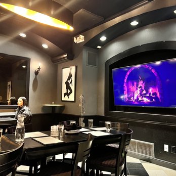 Dorsia - Italian Near Me - Milwaukee, Wisconsin