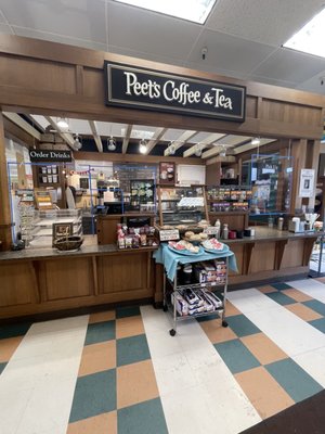 Deluxe Foods of Aptos by null
