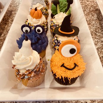 The Cake Boutique - The Cake Boutique - Desserts Near Me - Harrison Township, New Jersey