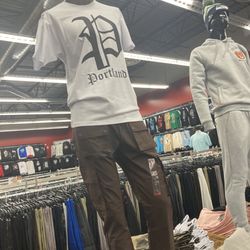 Top To Bottom - Manikin