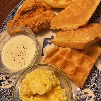 MoCo's Founding Farmers - Breakfast Chicken & Waffles - New American Near Me - Potomac, Maryland MoCo's Founding Farmers - Breakfast Chicken & Waffles - New American Near Me - Potomac, Maryland