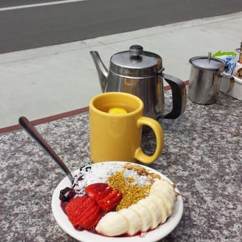 Swami's Cafe - 1/2 Acai Bowl - Juice Bars & Smoothies Near Me - Carlsbad, California Swami's Cafe - 1/2 Acai Bowl - Juice Bars & Smoothies Near Me - Carlsbad, California