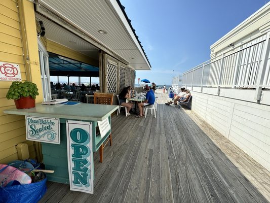 McGlade's On The Pier by null