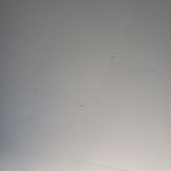 Kimpton Everly Hotel - Room 915 cracking drywall exposed on entire ceiling - Venues & Event Spaces Near Me - Los Angeles, California