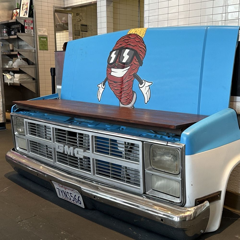 Al Pastor Papi - Fun bench. - Food Trucks Near Me - San Francisco, California Al Pastor Papi - Fun bench. - Food Trucks Near Me - San Francisco, California