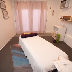 Kenzen Shiatsu and Bodywork - The new studio in Eagle Rock, CA