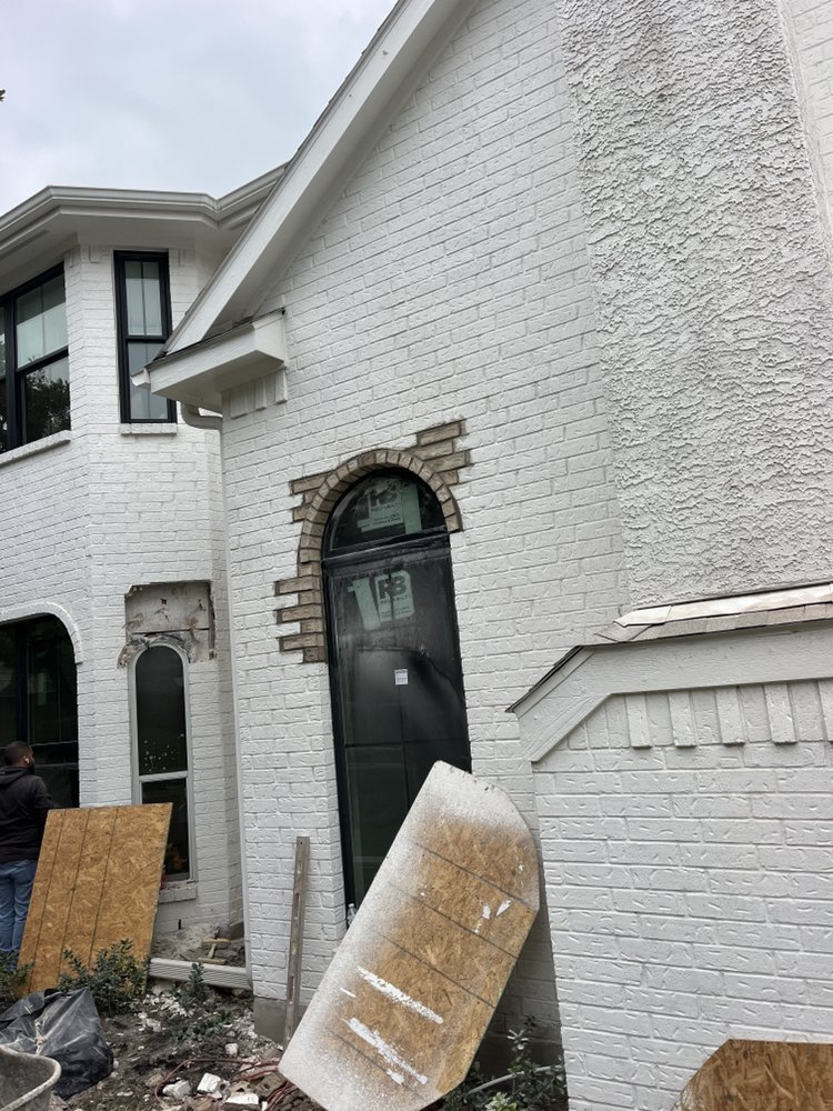 Slide of North Texas Construccion