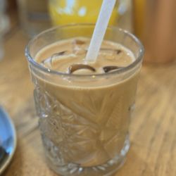 Dignita - Iced latte